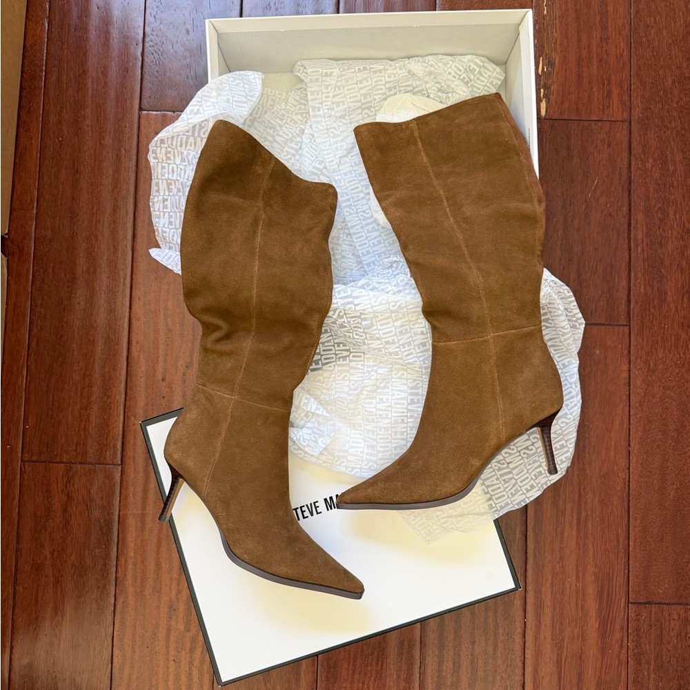 Steve Madden LINGO CHESTNUT SUEDE COLOR: CHESTNUT SUEDE